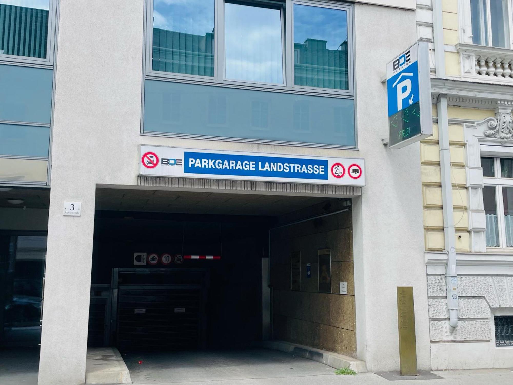 Salon Des Fleurs Linz-Landstrasse Apartman Kültér fotó