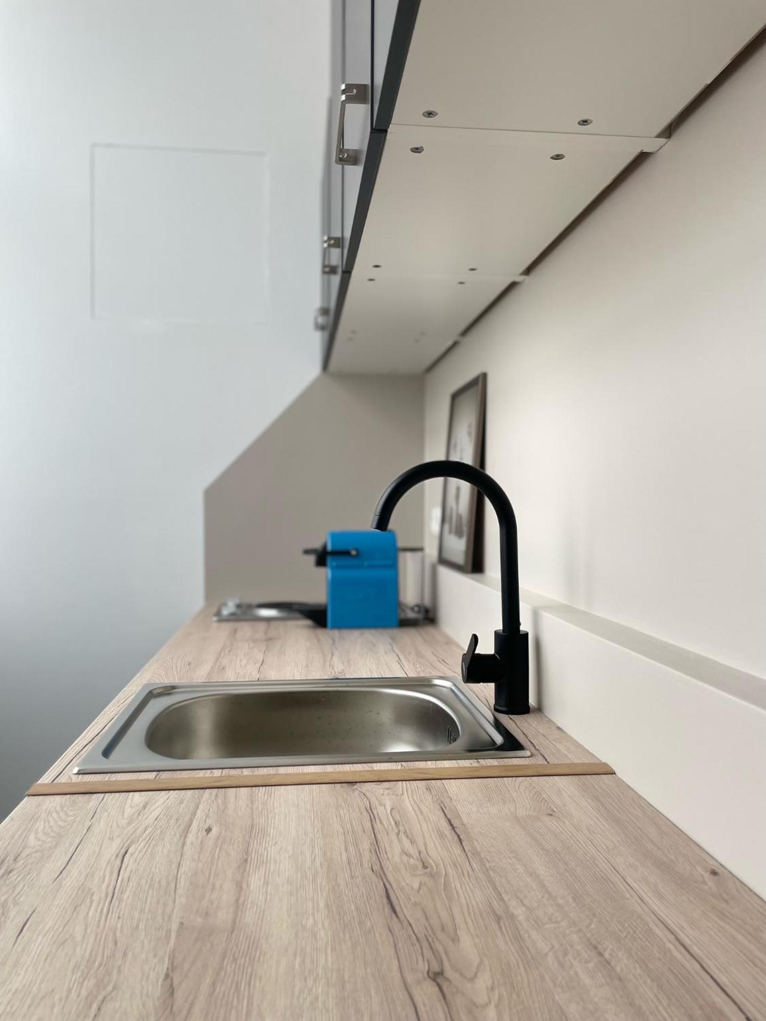 Salon Des Fleurs Linz-Landstrasse Apartman Kültér fotó